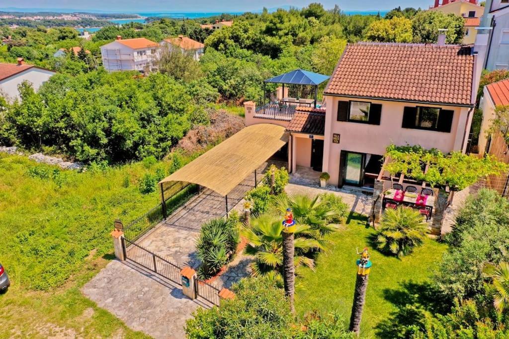 Villa Dolce Vita **** Premantura Ngoại thất bức ảnh